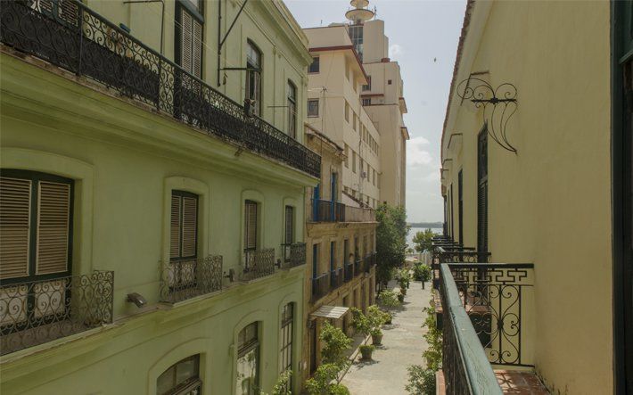 Hostal Valencia Hotel Havana Exterior photo